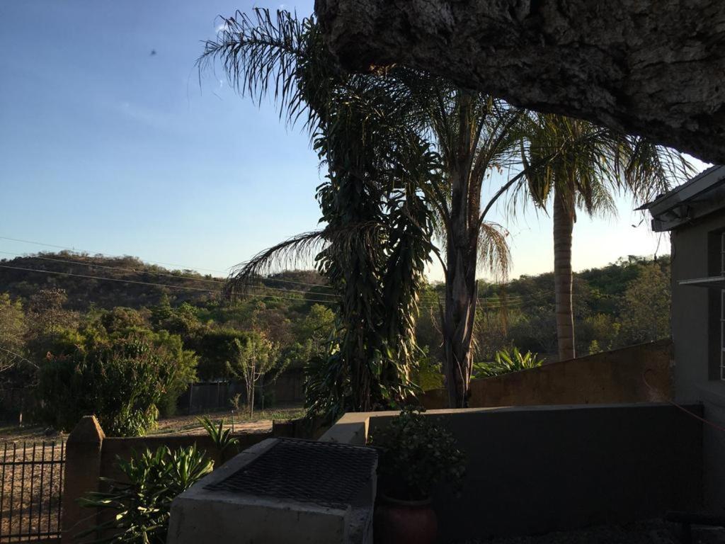 Leopard Tree Retreat Villa Mbombela Bagian luar foto
